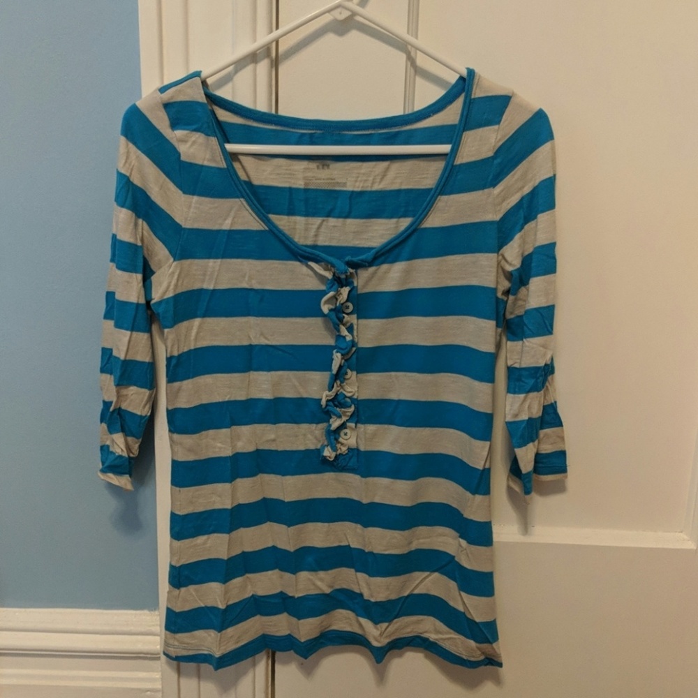 3/4 sleeve shirt